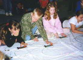 cmptr2.bmp (166482 bytes)